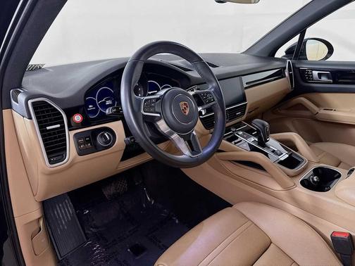 2020 Porsche Cayenne Cayenne