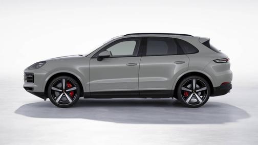 Chalk 2024 Porsche Cayenne