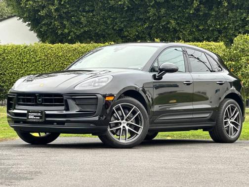2025 Porsche Macan 
