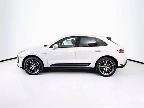 Chalk 2025 Porsche Macan
