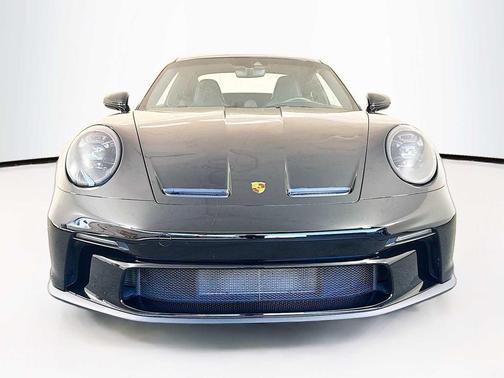 2022 Porsche 911 GT3 w/Touring Package