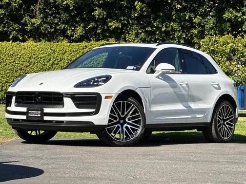 2025 Porsche Macan 
