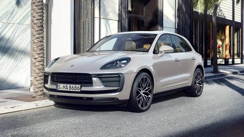 2022 Porsche Macan 