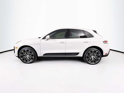 2024 Porsche Macan 