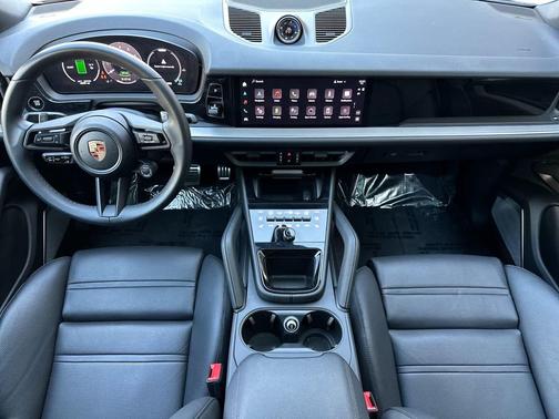 2025 Porsche Cayenne Cayenne S E-Hybrid