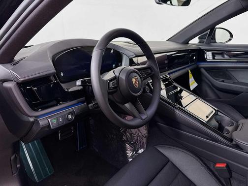 2026 Porsche Panamera 