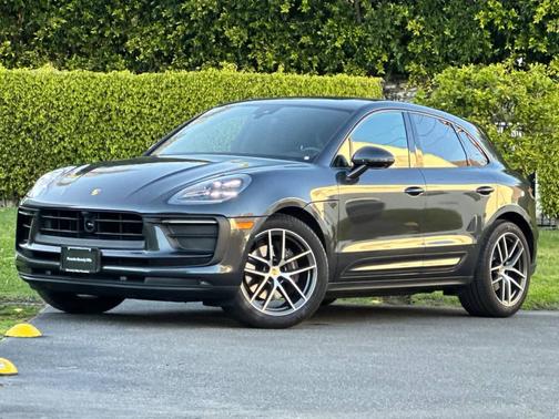 2025 Porsche Macan 