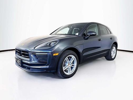 2023 Porsche Macan Base