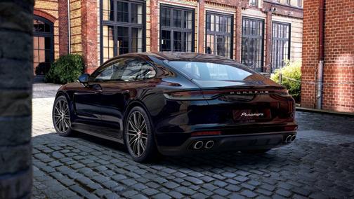 2023 Porsche Panamera 