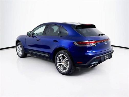 Gentian Blue Metallic 2025 Porsche Macan