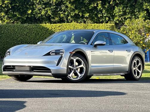 Dolomite Silver Metallic 2024 Porsche Taycan