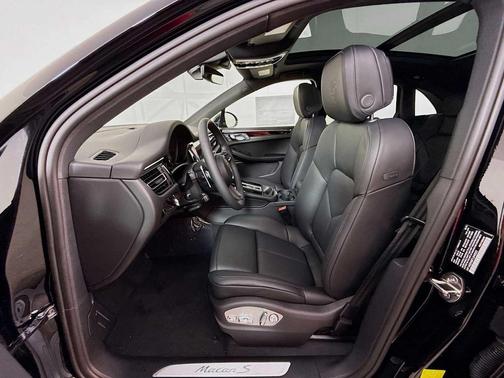 2026 Porsche Macan S