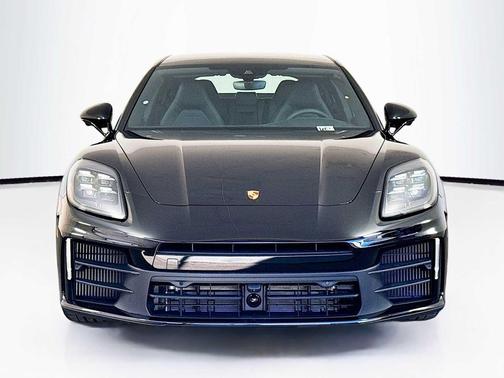 2026 Porsche Panamera 