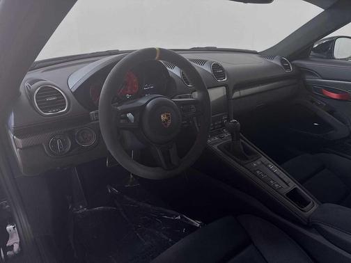 2025 Porsche 718 Spyder RS