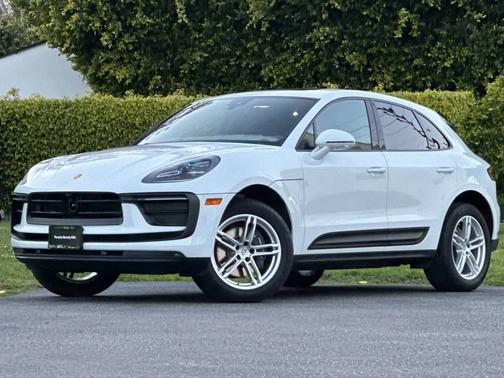 2025 Porsche Macan 