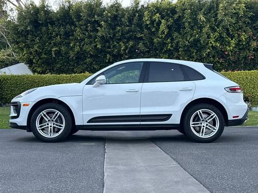 2025 Porsche Macan 