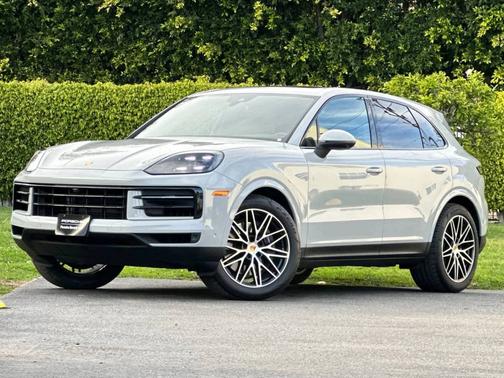 2025 Porsche Cayenne 