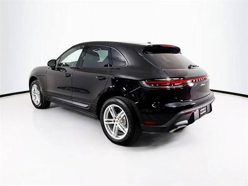 2025 Porsche Macan 