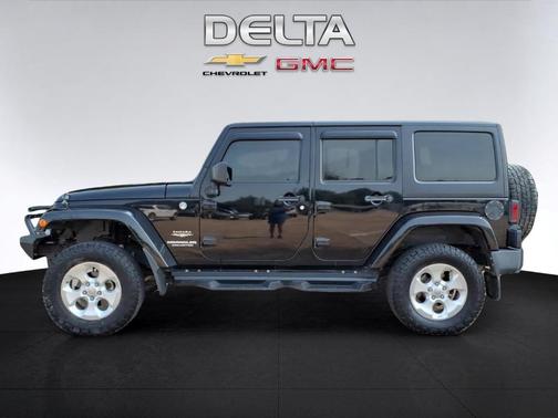 Black Clearcoat 2015 Jeep Wrangler Unlimited Sahara