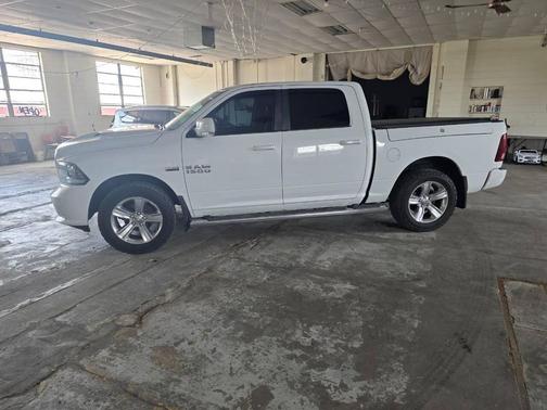 Bright White Clearcoat 2015 RAM 1500 Sport