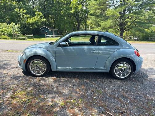 2012 Volkswagen Beetle 2.5L