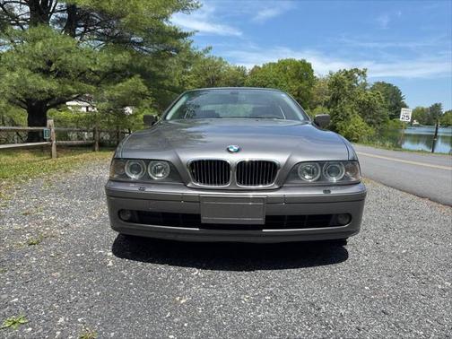 2002 BMW 540 540i 4dr Sedan