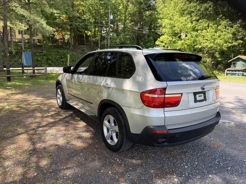 Silver 2010 BMW X5 xDrive30i