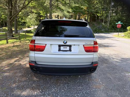 Silver 2010 BMW X5 xDrive30i