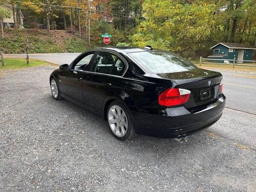 2006 BMW 330 330i 4dr Sedan