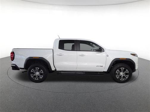 2025 GMC Canyon Base