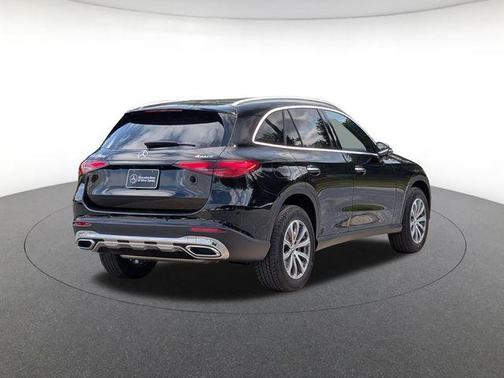 Black 2026 Mercedes-Benz GLC 300 4MATIC