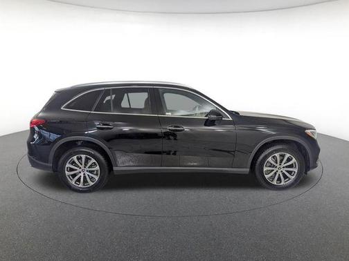 Black 2026 Mercedes-Benz GLC 300 4MATIC