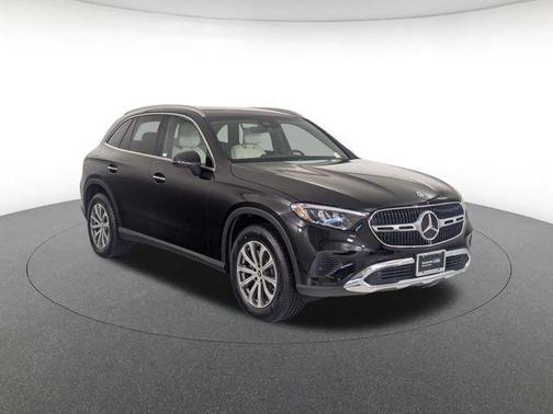 Black 2026 Mercedes-Benz GLC 300 4MATIC