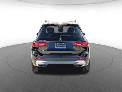 2025 Mercedes-Benz GLB 250 4MATIC