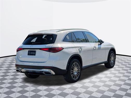 2025 Mercedes-Benz GLC 300 4MATIC