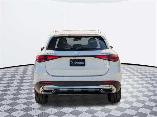 2025 Mercedes-Benz GLC 300 4MATIC