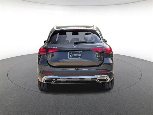 2026 Mercedes-Benz GLC 300 4MATIC