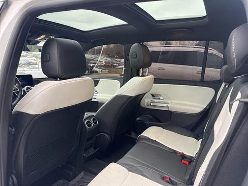 2022 Mercedes-Benz GLB 250 4MATIC