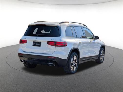 2026 Mercedes-Benz GLB 250 4MATIC