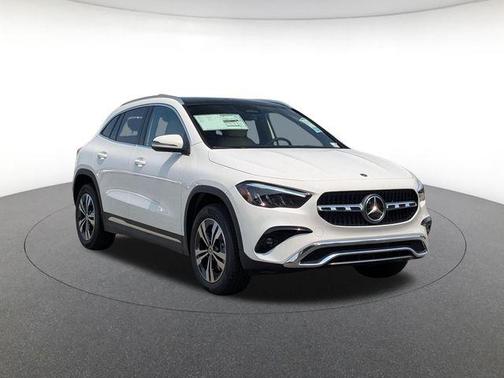 Polar White 2026 Mercedes-Benz GLA 250 4MATIC
