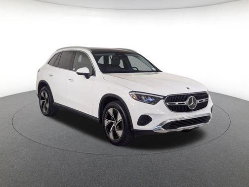 Polar White 2024 Mercedes-Benz GLC 300 4MATIC
