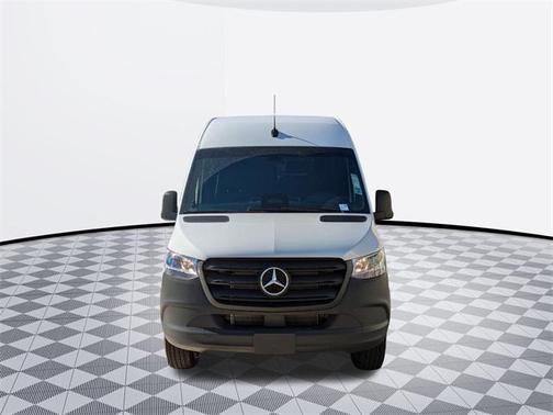 2025 Mercedes-Benz Sprinter 2500 Standard Roof