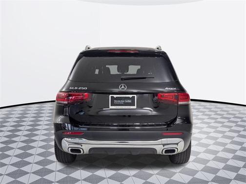 2022 Mercedes-Benz GLB 250 4MATIC