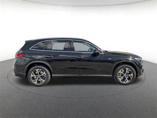 2025 Mercedes-Benz GLC 350e Base