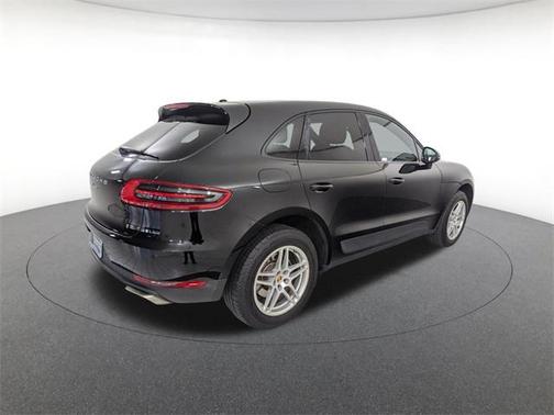 2018 Porsche Macan Base