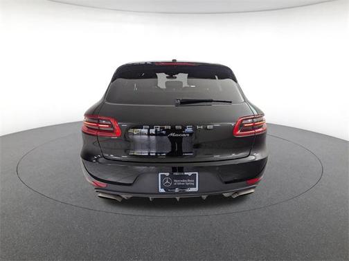 2018 Porsche Macan Base