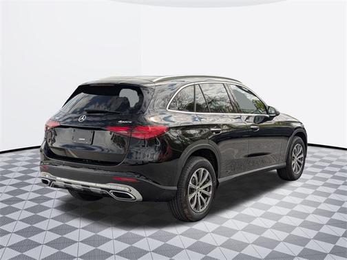 2025 Mercedes-Benz GLC 300 4MATIC