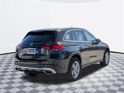 2025 Mercedes-Benz GLC 300 4MATIC