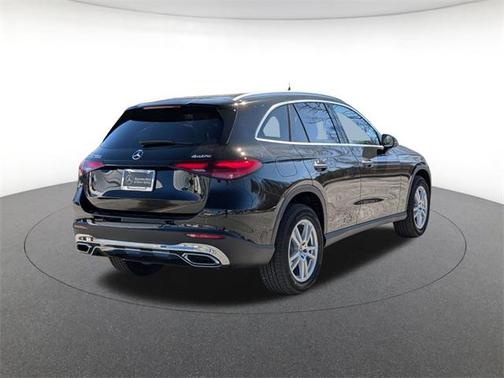 2025 Mercedes-Benz GLC 300 4MATIC