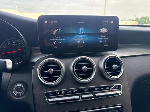 2022 Mercedes-Benz GLC 300 4MATIC Coupe